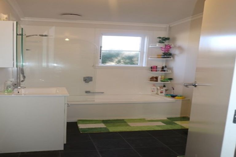 Photo of property in 6a Petherick Street, Taita, Lower Hutt, 5011