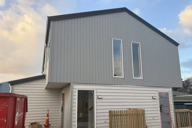 Photo of property in 20d Edwards Avenue, Henderson, Auckland, 0610