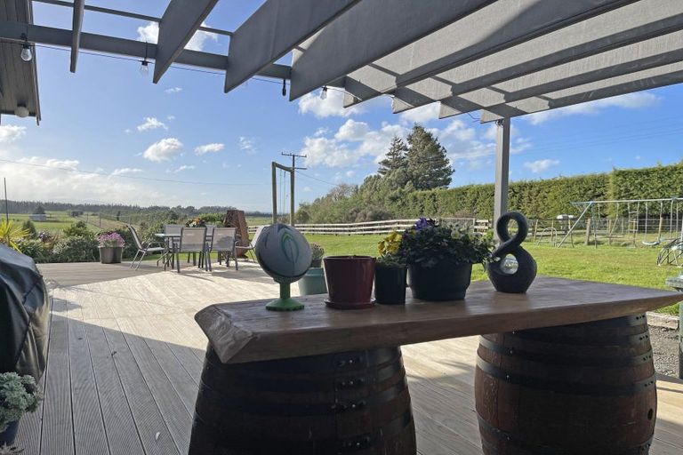 Photo of property in 54 Byrne Road, Takapau, 4287