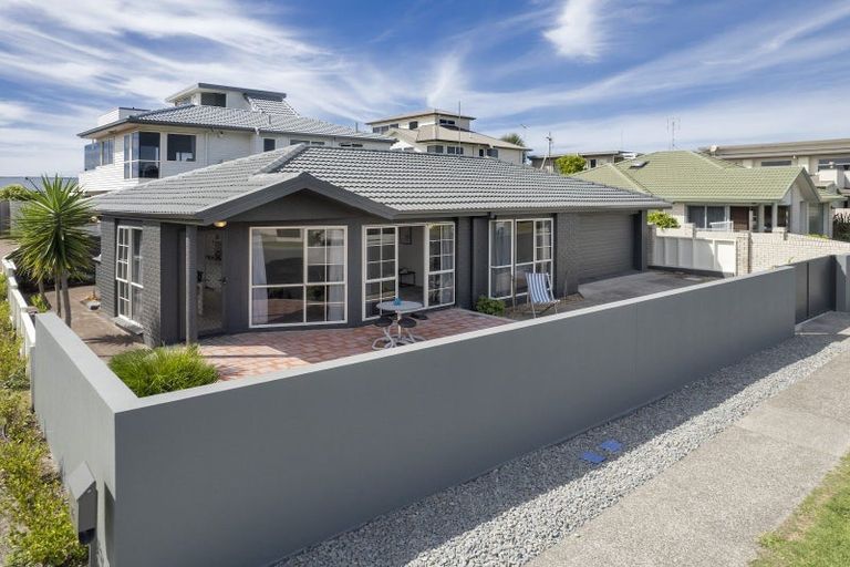 Photo of property in 11c Oceanbeach Road, Mount Maunganui, 3116