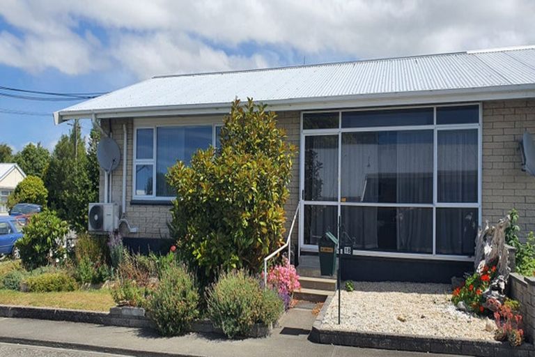 Photo of property in 18 Browns Avenue, Waimate, 7924