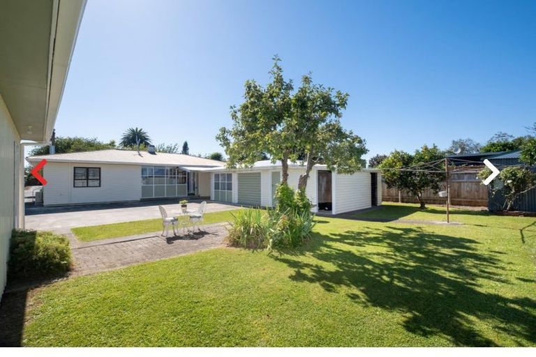 Photo of property in 6 Memorial Park Avenue, Haumoana, 4102
