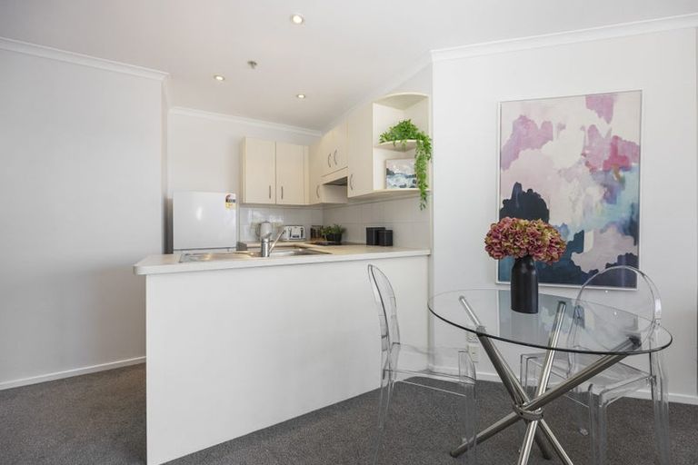 Photo of property in The Rennaissance, 4g/18 Ronwood Avenue, Manukau, Auckland, 2104