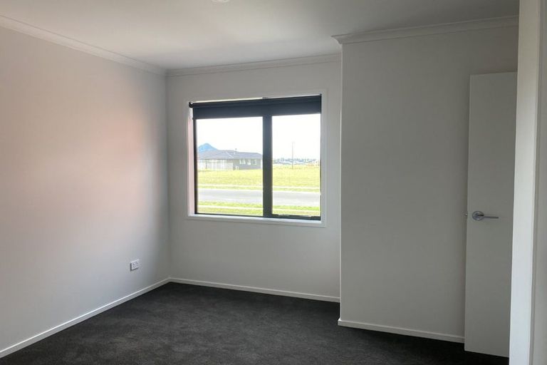 Photo of property in 36 Taurangawaka Road, One Tree Point, 0118
