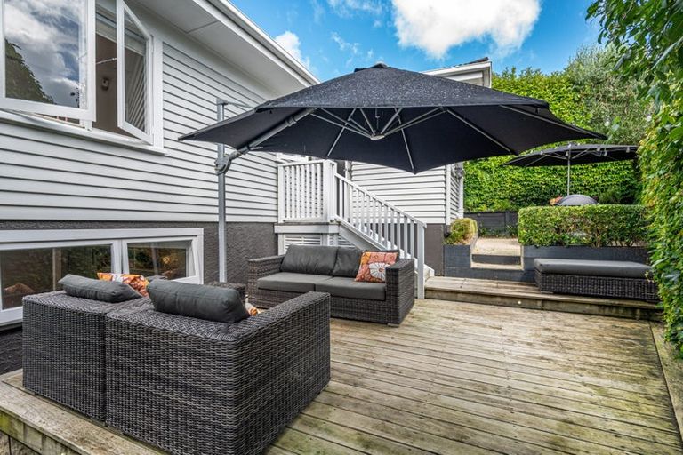 Photo of property in 30 Saint Leonards Road, Devonport, Auckland, 0624