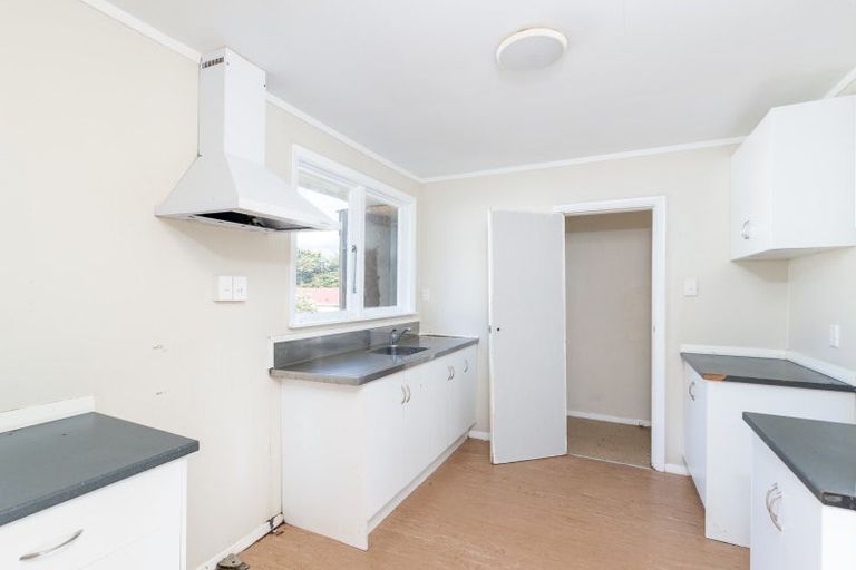 Photo of property in 3 Ngaturi Grove, Wainuiomata, Lower Hutt, 5014