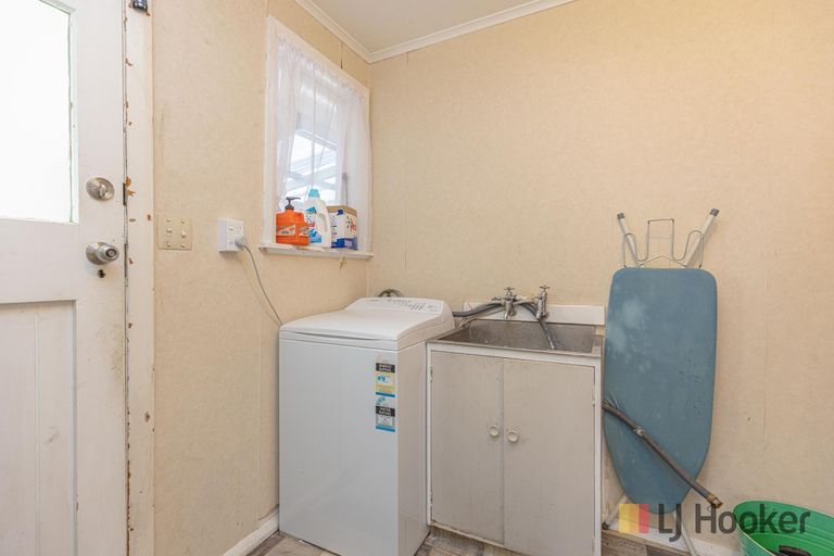 Photo of property in 82 Harper Street, Gonville, Whanganui, 4501