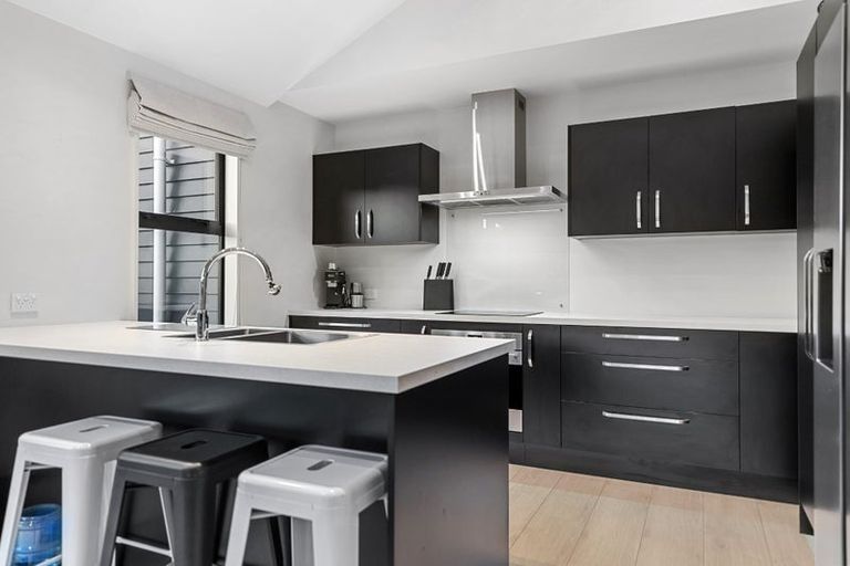 Photo of property in 71 Manakura Street, Russley, Christchurch, 8042