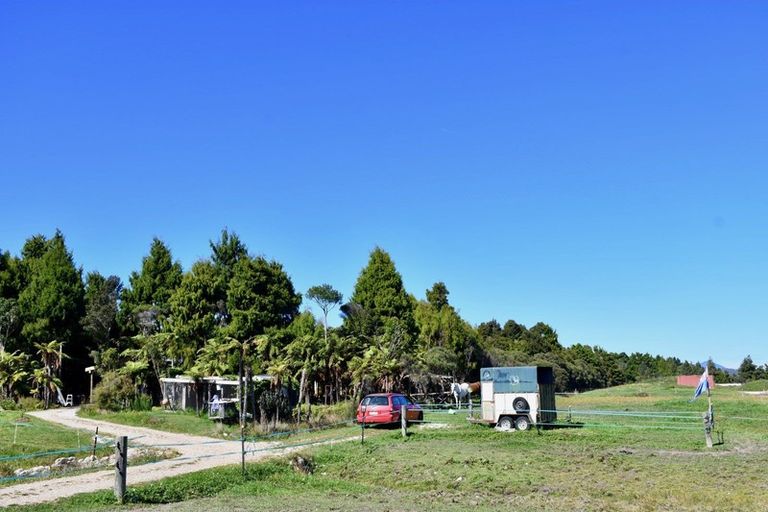 Photo of property in 4 Sunset Heights Road, Karamea, 7893