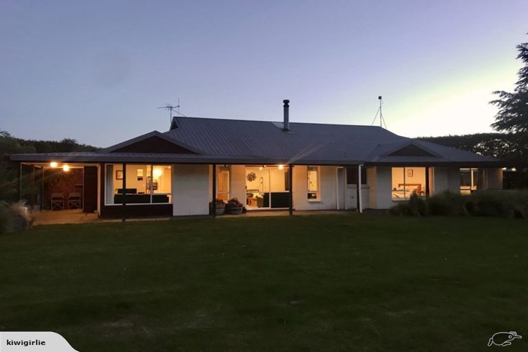 Photo of property in 235 Fishers Road, Loburn, Rangiora, 7473