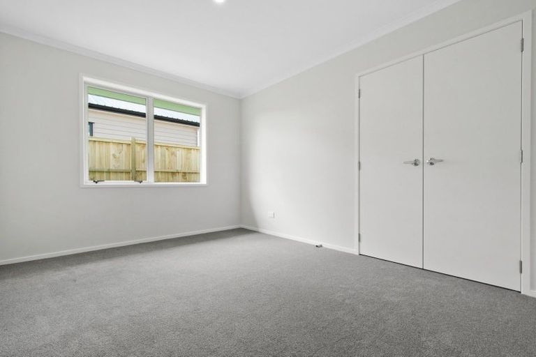 Photo of property in 5 Awa Avenue, Helensville, 0800