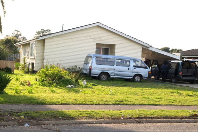 Photo of property in 34 Chelburn Crescent, Mangere East, Auckland, 2024