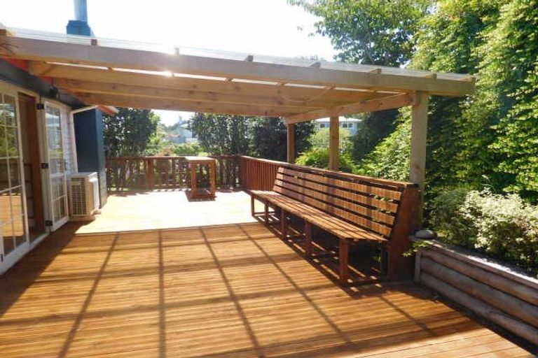 Photo of property in 6 Whakawhiti Street, Marfell, New Plymouth, 4310