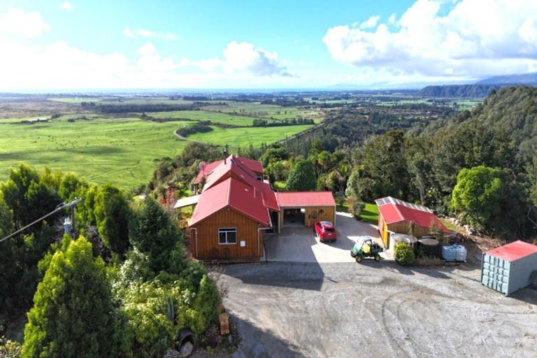 Photo of property in 9190 State Highway 6, Westport, 7892