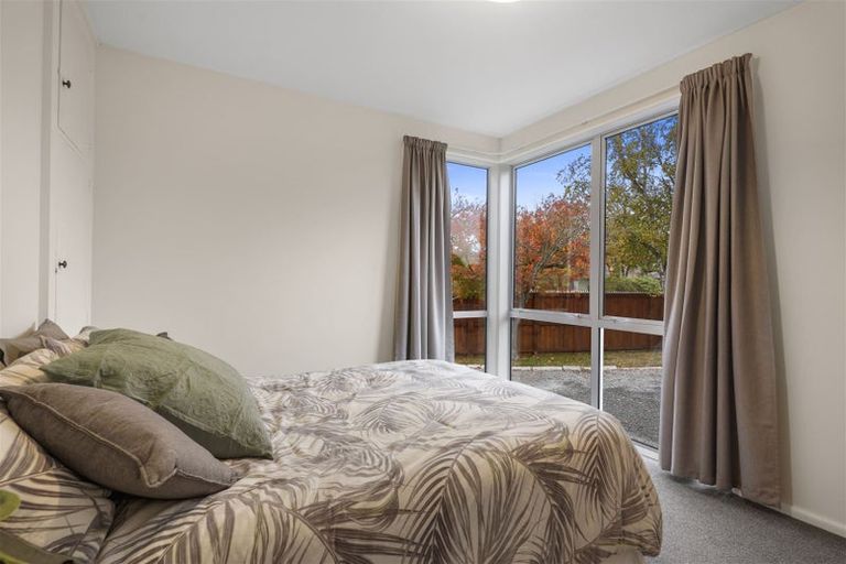 Photo of property in 32 Stackhouse Avenue, Bishopdale, Christchurch, 8053