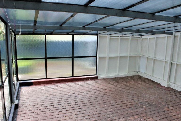 Photo of property in 2 Robertson Street, Richmond, Invercargill, 9810