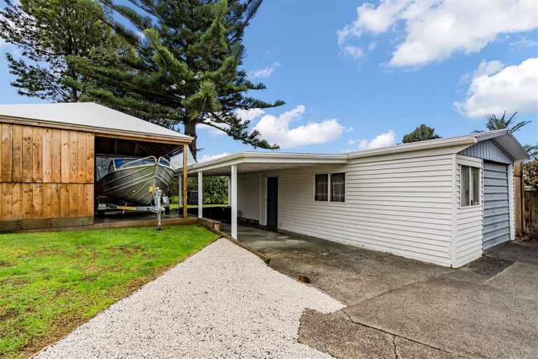 Photo of property in 32 Manapouri Street, Tikipunga, Whangarei, 0112
