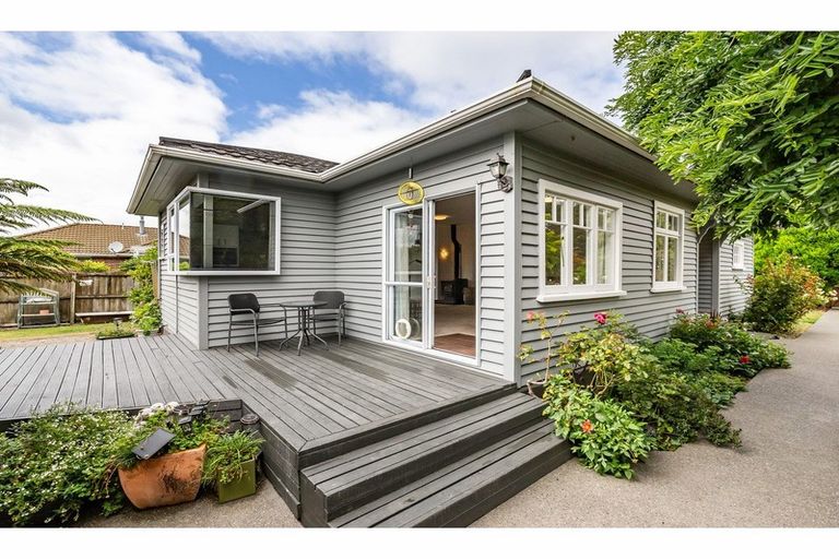 Photo of property in 48 Sylvan Street, Hillmorton, Christchurch, 8024