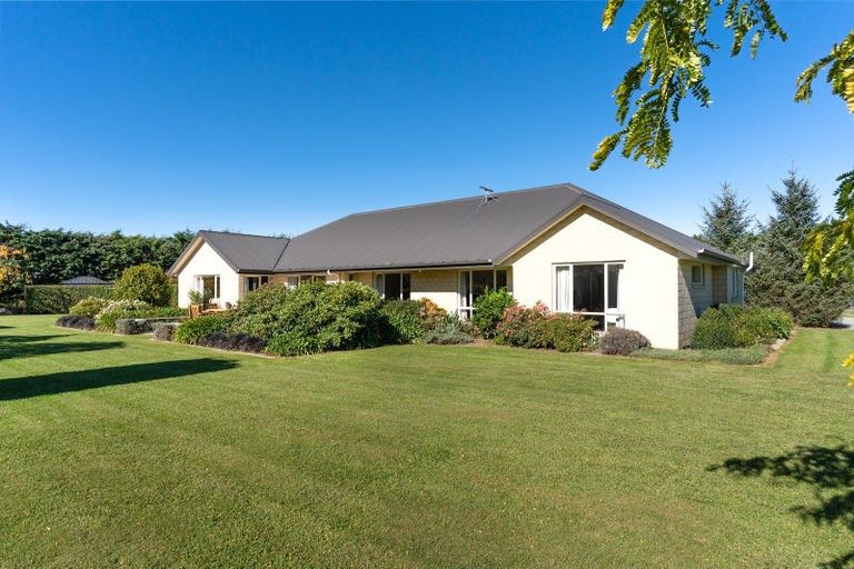 Photo of property in 558 Sandy Knolls Road, West Melton, Christchurch, 7675