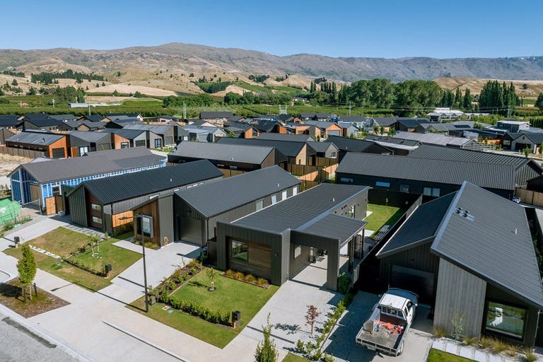 Photo of property in 13 Bragato Way, Cromwell, 9310