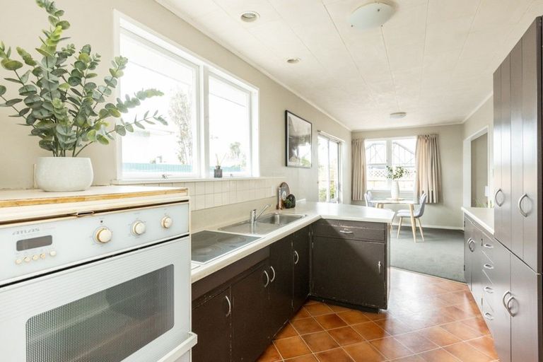 Photo of property in 47 Lichfield Crescent, Tamatea, Napier, 4112