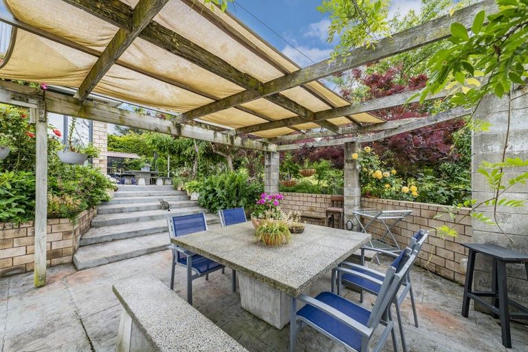 Photo of property in 2 Somerset Drive, Oxford, 7495