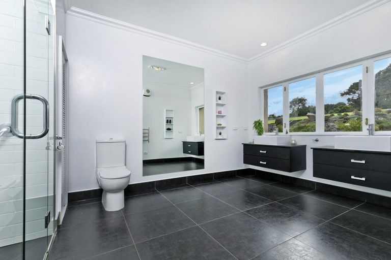 Photo of property in 563 Oaia Road, Muriwai, Waimauku, 0881