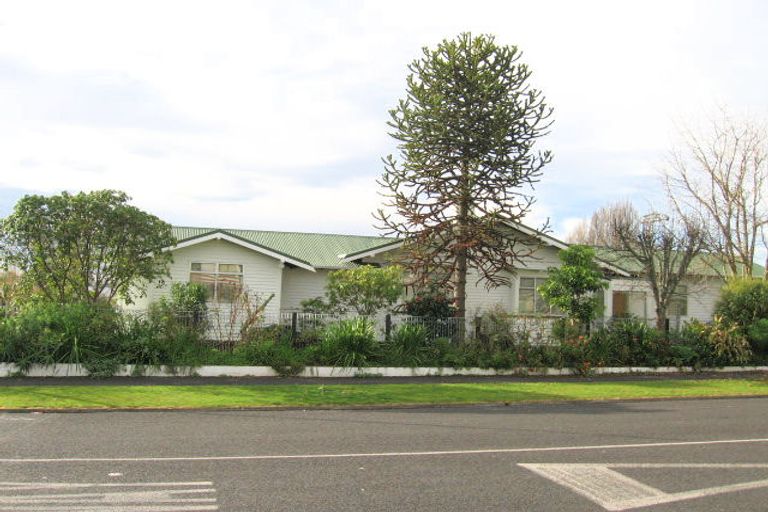 Photo of property in 6 Taniwha Street, Frankton, Hamilton, 3204