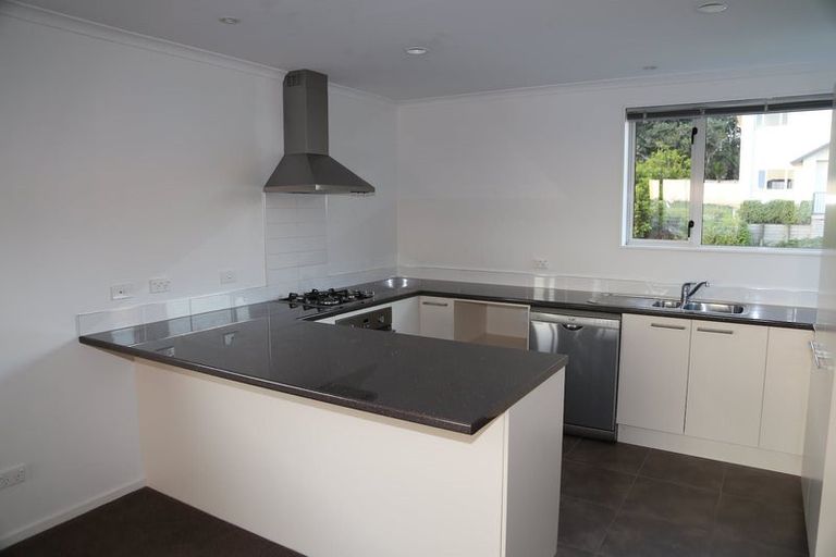 Photo of property in 43 Packspur Drive, Flat Bush, Auckland, 2016