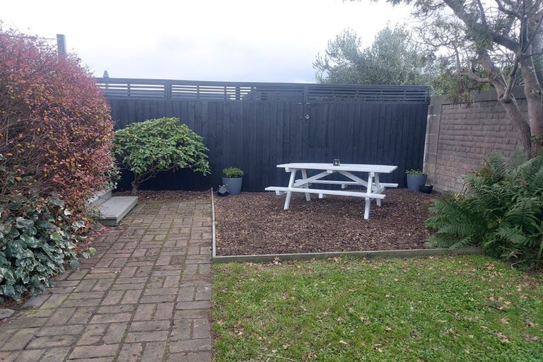 Photo of property in 210 Major Hornbrook Road, Mount Pleasant, Christchurch, 8081