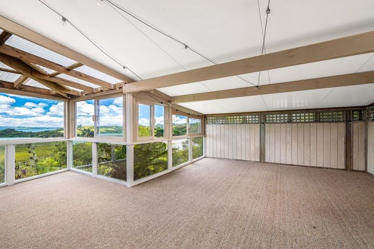 Photo of property in 9 Toi Track, Russell, 0272