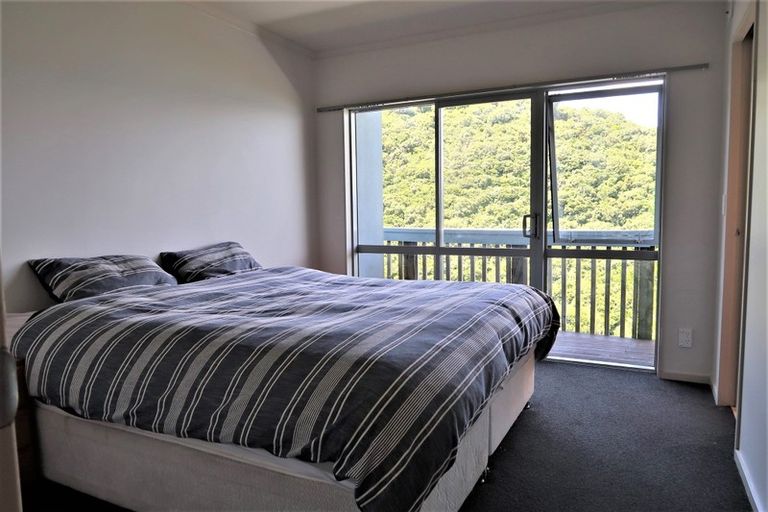 Photo of property in Onslow Heights, 17h Onslow Road, Khandallah, Wellington, 6035