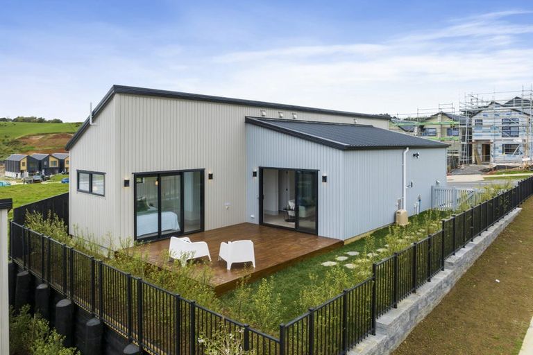 Photo of property in 44 Taukahiwi Road, Pukekohe, 2120