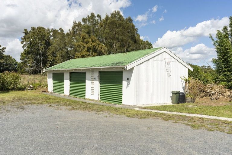 Photo of property in 29 Cemetery Road, Maunu, Whangarei, 0179