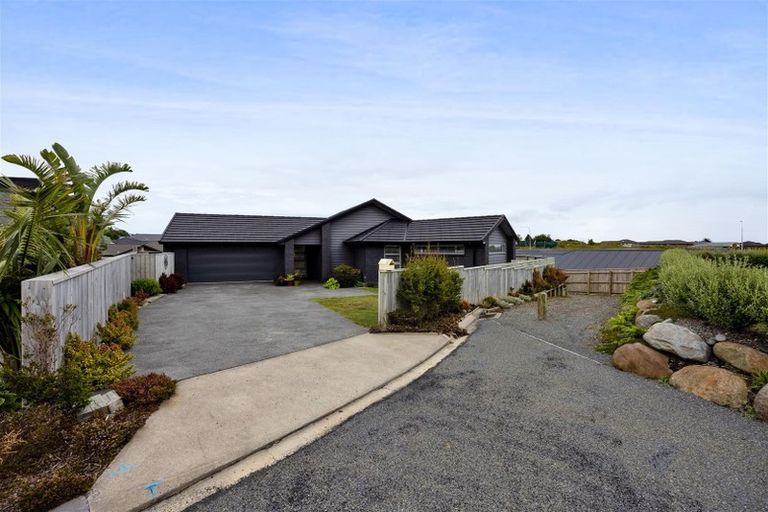 Photo of property in 5 Ashwood Lane, Bell Block, New Plymouth, 4312