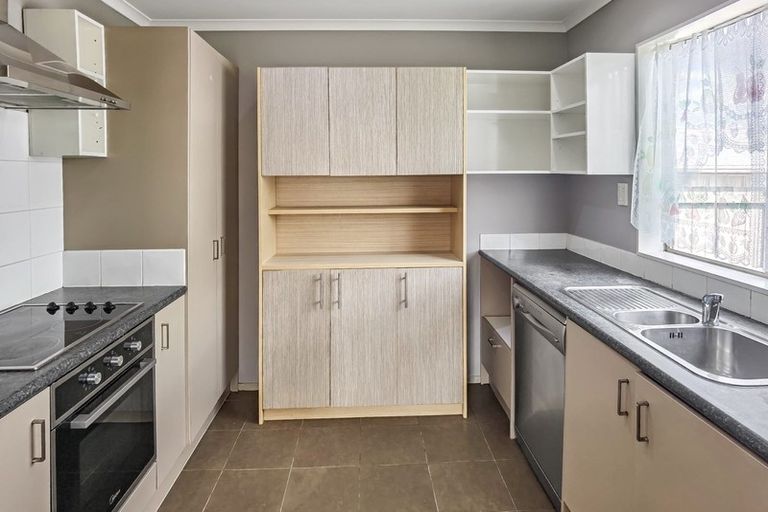 Photo of property in 111a Universal Drive, Henderson, Auckland, 0610