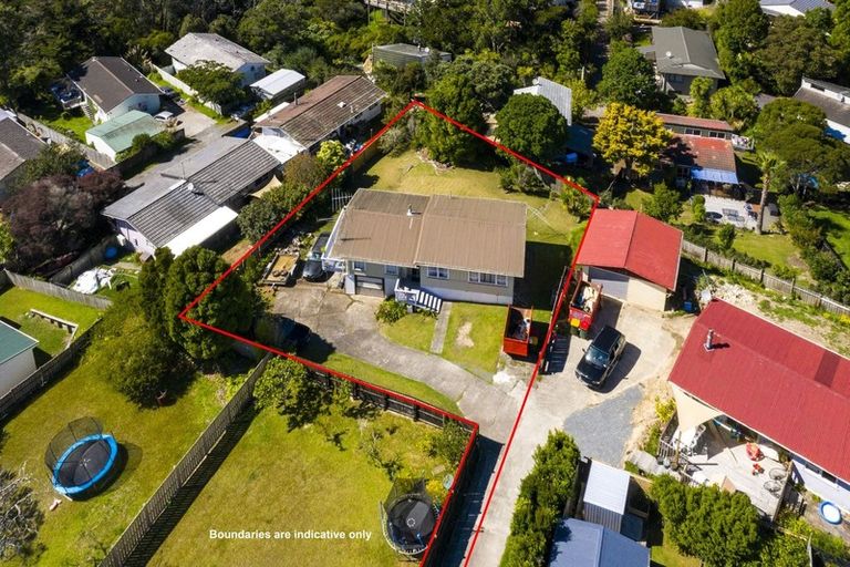 Photo of property in 23 Japonica Drive, Beach Haven, Auckland, 0626
