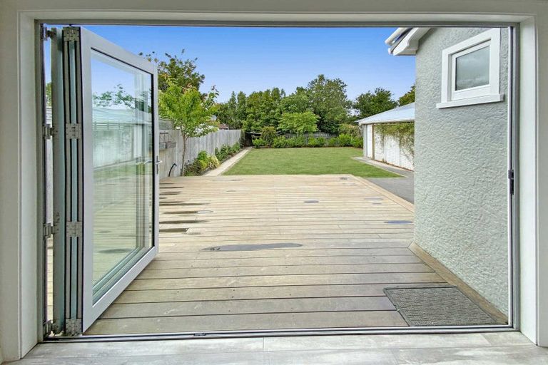 Photo of property in 42 Huxley Street, Sydenham, Christchurch, 8023