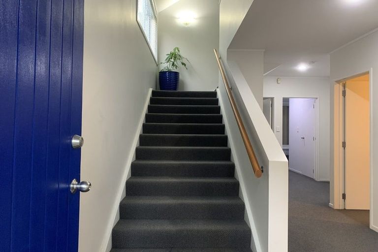 Photo of property in 123a Hobsonville Road, West Harbour, Auckland, 0618