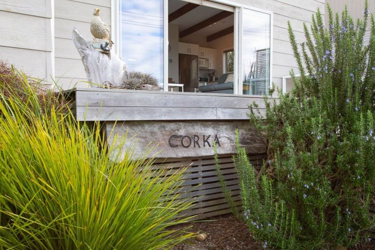 Photo of property in 32 Akitio Esplanade, Akitio, Pongaroa, 4991