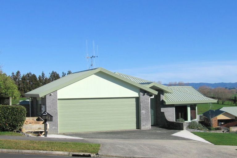 Photo of property in 44 Greenfield Drive, Western Heights, Hamilton, 3200