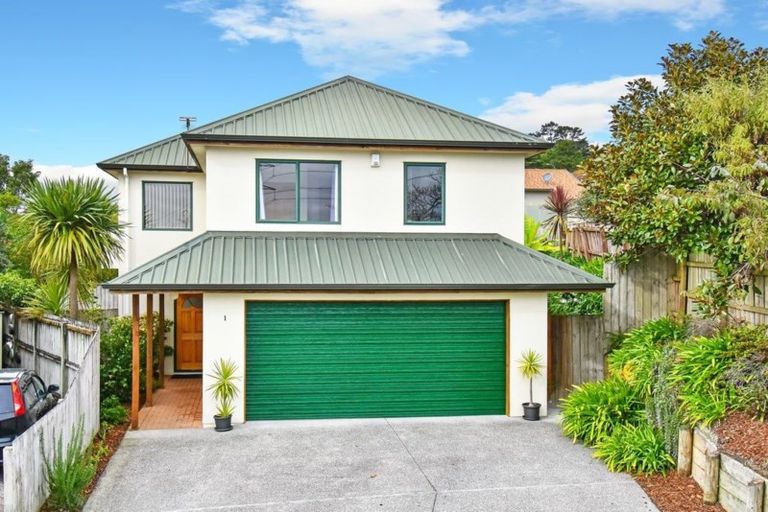 Photo of property in 1/10 Hilltop Road, Clover Park, Auckland, 2019