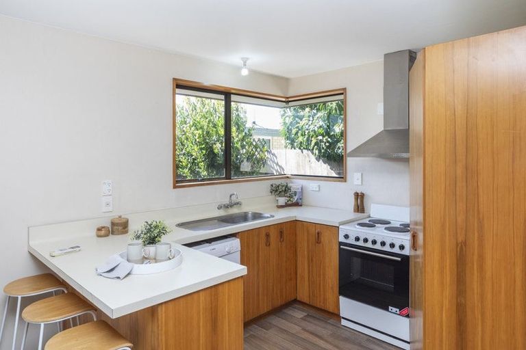 Photo of property in 2/84a Withells Road, Avonhead, Christchurch, 8042