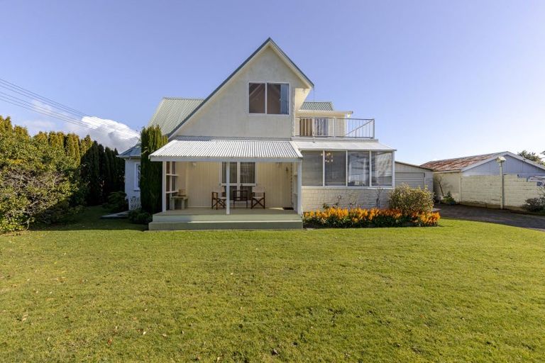 Photo of property in 87 Queen Street, Waitara, 4320