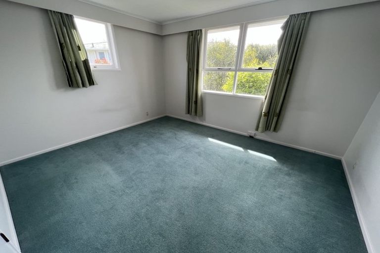 Photo of property in 27 Ennis Avenue, Pakuranga Heights, Auckland, 2010