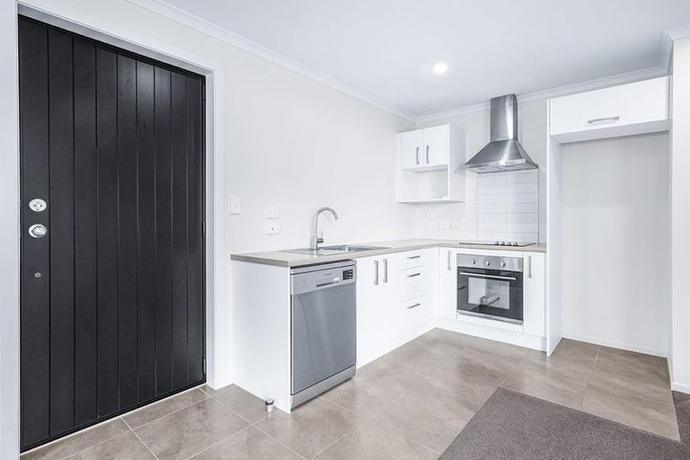 Photo of property in 5 Oderings Place, Huntington, Hamilton, 3210