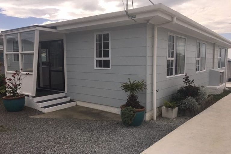 Photo of property in 39 Matatiro Street, Titahi Bay, Porirua, 5022