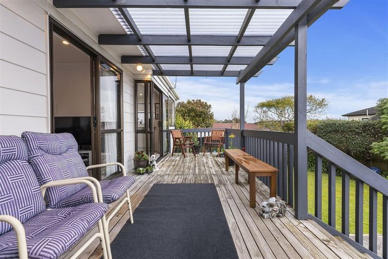 Photo of property in 41 Marendellas Drive, Bucklands Beach, Auckland, 2014