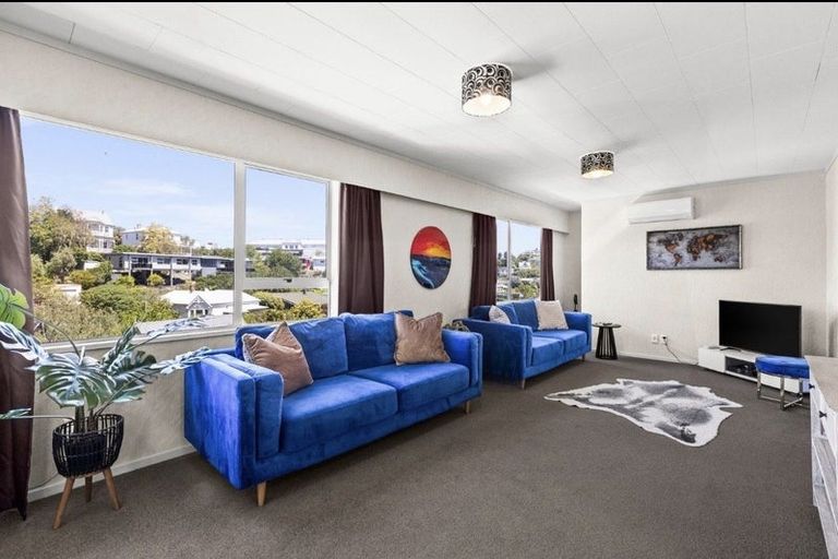 Photo of property in 4a Lucy Road, Bluff Hill, Napier, 4110