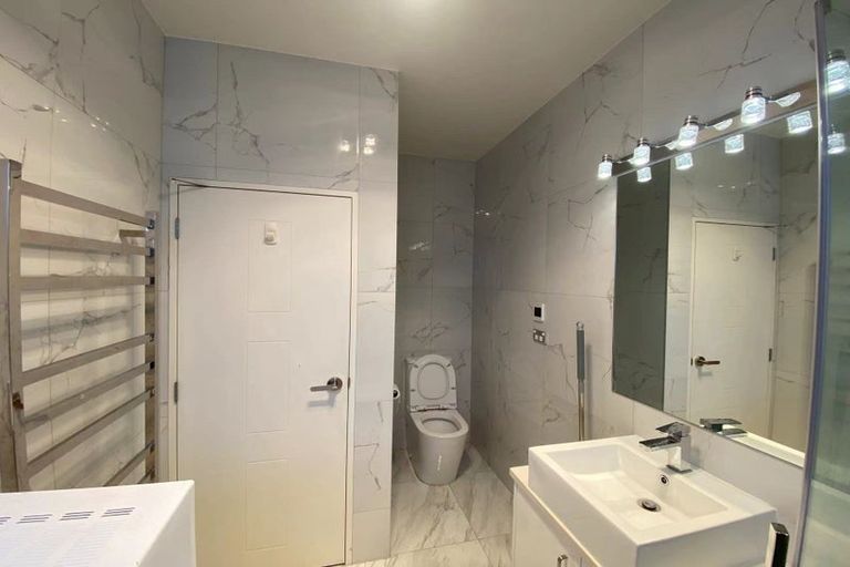 Photo of property in 2 Hermes Road, Flat Bush, Auckland, 2019